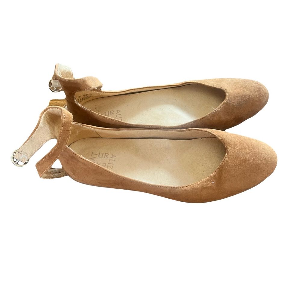 Naturalizer Tan Flats